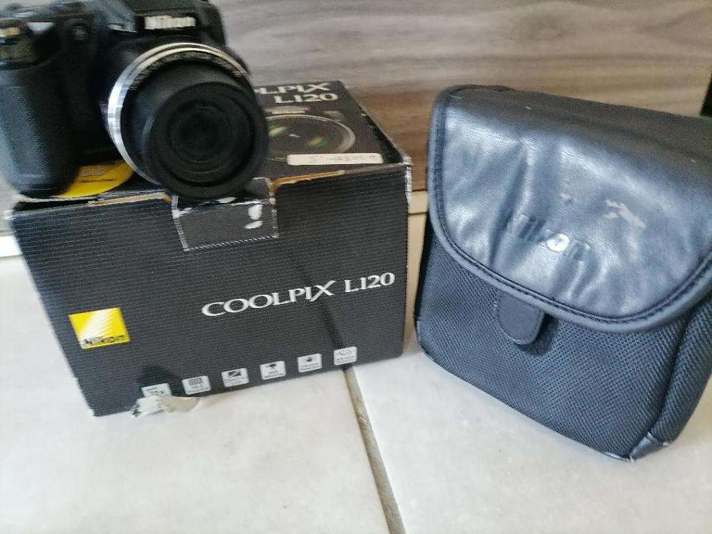 *GRAB THIS DEAL*R30 FREIGHT*NIKON COOLPIX L120 WITH NIKON BAG,64GB MEMORY CARD,MANUAL,CABLES IN BOX*