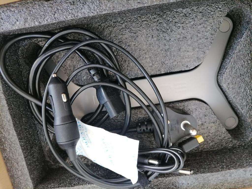 *BRAND NEW ECO FLOW PRO 600W POWER STATION IN BOX WITH MANUAL, CHARGERS, CABLES*R8 800 RETAIL