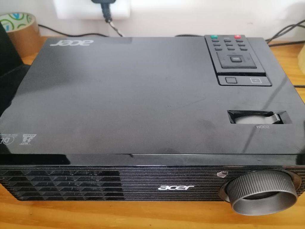 *AWESOME UNIT*R30 FREIGHT**TOP QUALITY ACER X112 DLP 3D PROJECTOR WITH REMOTE**R4100 RETAIL**
