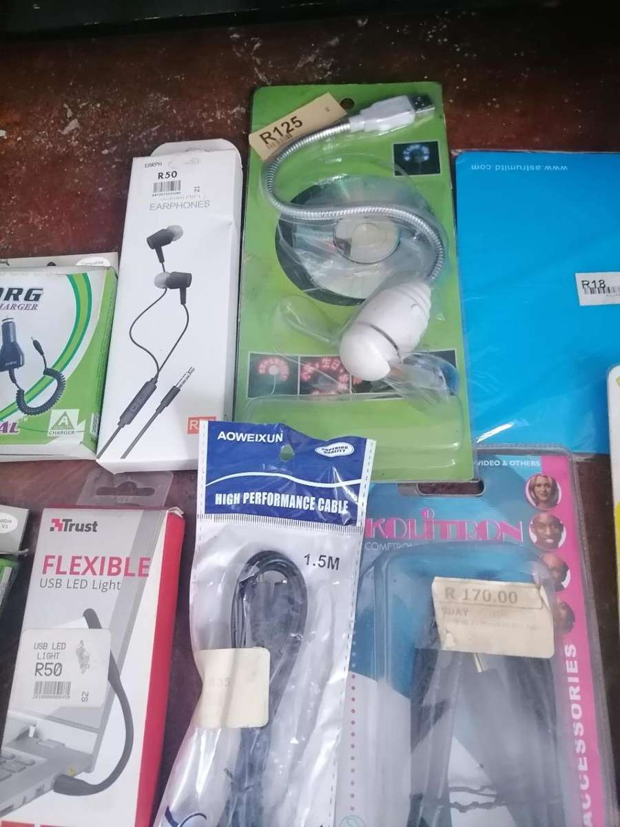 *COMPUTER SHOP LIQUIDATION*LOT OF MAINLY NEW ELECTRONICS*ONE BID FOR THE LOT AS PER PICS**
