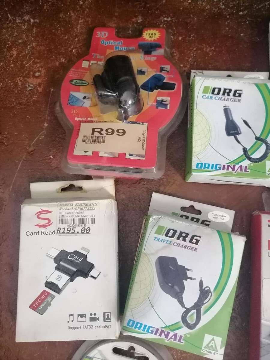 *COMPUTER SHOP LIQUIDATION*LOT OF MAINLY NEW ELECTRONICS*ONE BID FOR THE LOT AS PER PICS**