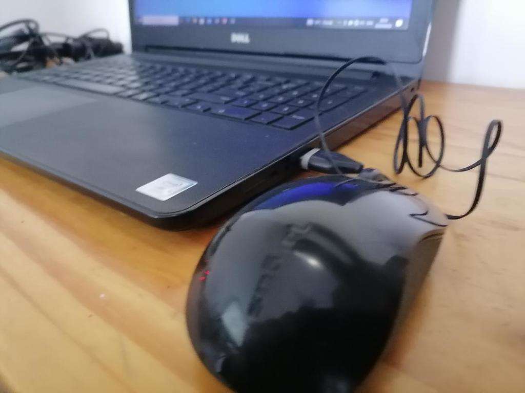 *AWESOME APRIL DEALS**I5 7TH GEN DELL INSPIRON 15, 8GB RAM, 56597*00GB HDD, W 10,ORIGINAL CHARGER*