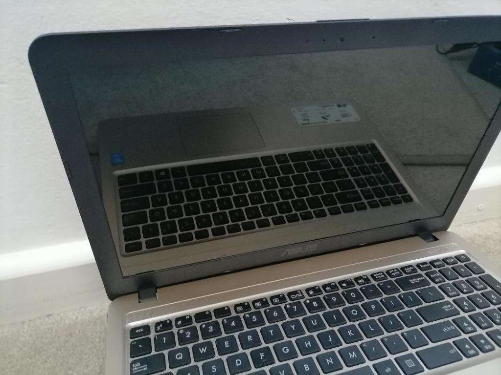 I3 ASUS F530L LAPTOP*NO CHARGER,NOT TESTED