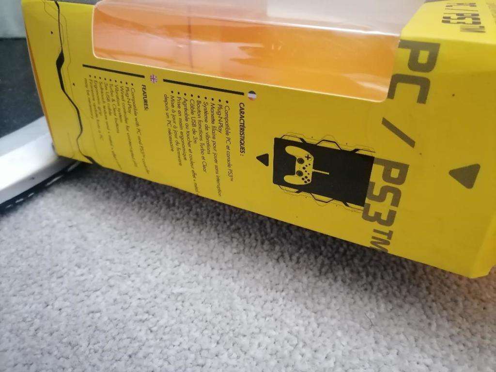 2 X BRAND NEW METALTECH PS3 WIRED CONTROLLERS*ONE BID FOR BOTH