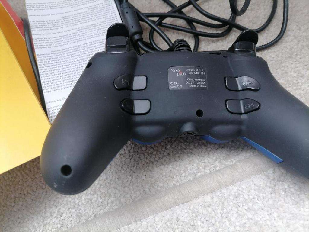 2 X BRAND NEW METALTECH PS3 WIRED CONTROLLERS*ONE BID FOR BOTH