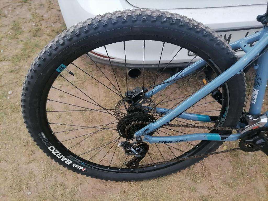 TITAN SPORT ROGUE CRUZ 29 INCH WHEEL MOUNTAIN BIKE