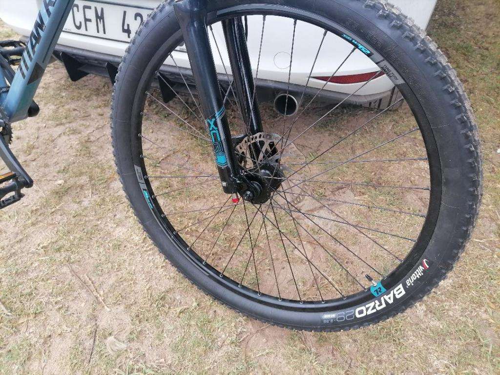 TITAN SPORT ROGUE CRUZ 29 INCH WHEEL MOUNTAIN BIKE