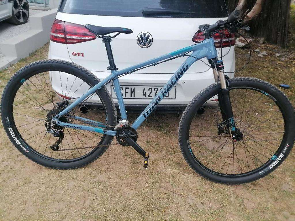 TITAN SPORT ROGUE CRUZ 29 INCH WHEEL MOUNTAIN BIKE