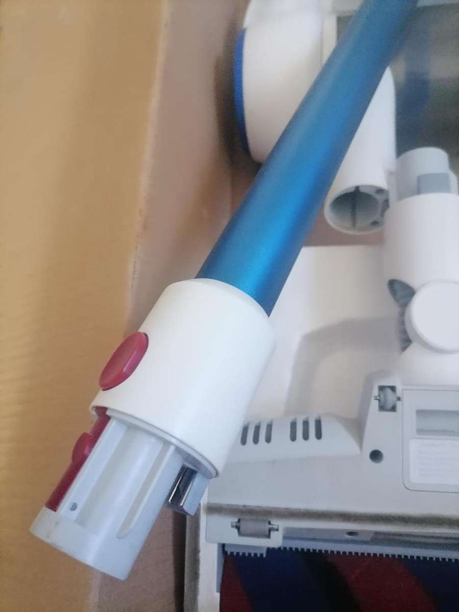 JIMMY JV 53 LITE BATTERY POWERED VACUUM IN BOX WITH ATTACHMENTS, NO CHARGER NOT TESTED