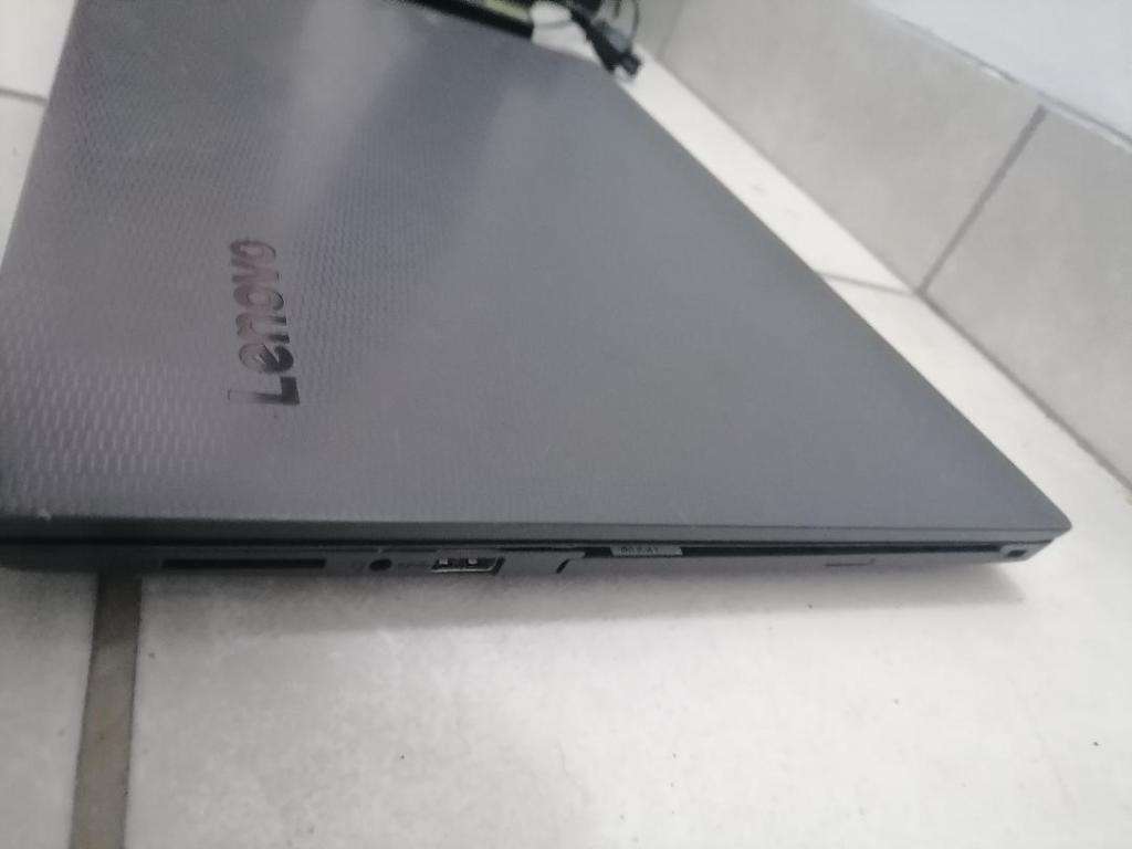 LIGHTENING FAST LENOVO V130 I5 8TH GEN 512NVME HDD,8GB RAM, BATTERY 100%