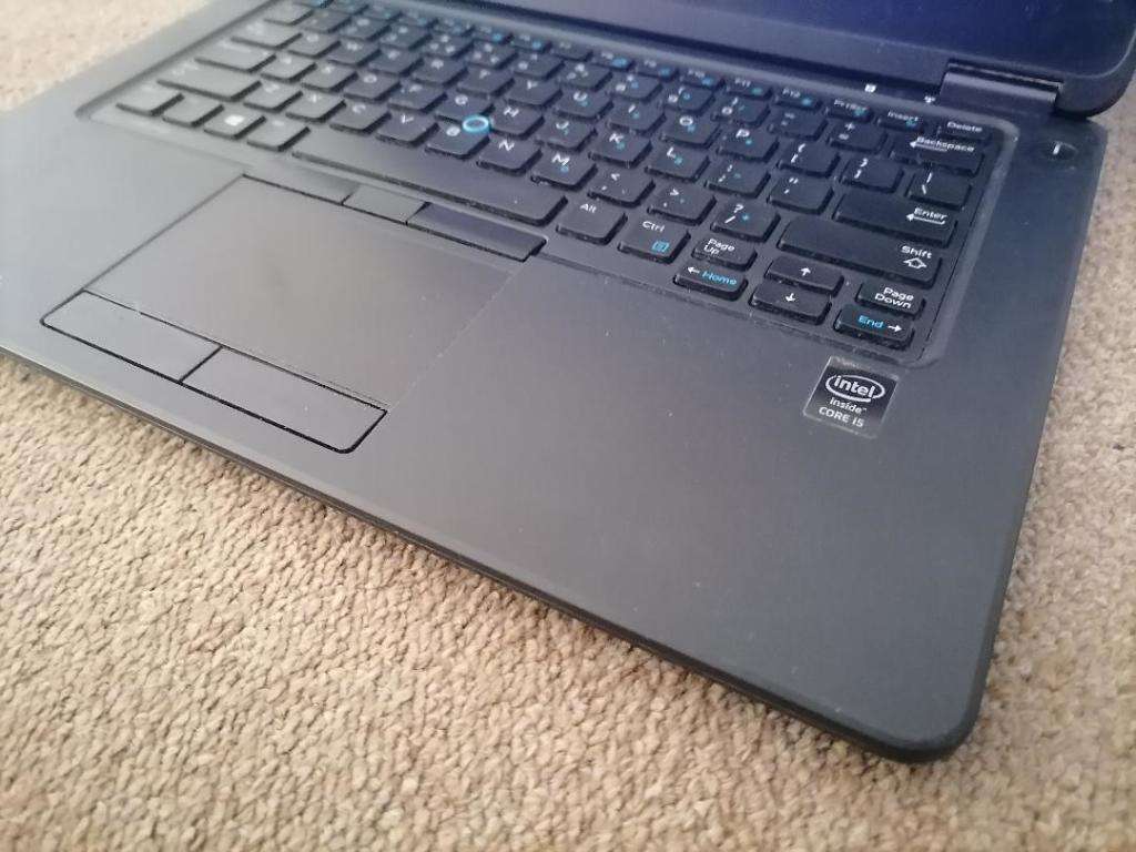 i5 DELL LATITUDE E7450 5TH GEN,4GB RAM,500GB HDD,BACKLIT KEYBOARD,BATTERY 100%,ORIGINAL CHARGER