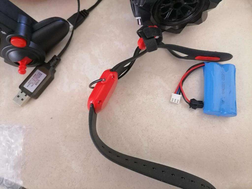 BULK LOT OF TOYS, DRONE,REMOTE HELICOPTER,OFF ROAD RC CAR,CAMING CONSOL,UNTESTED LOT,ONE BID FOR LOT