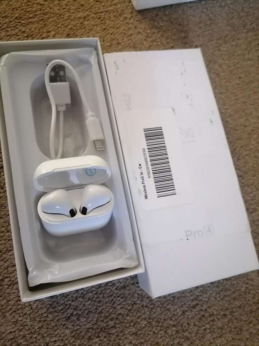 BULK LOT OF UNTESTED ITEMS,CAR LCD SCREE,PS4 HEADSET,AIR PODS,BT SPEAKER,SMART WATCH,CCTV CAMERA