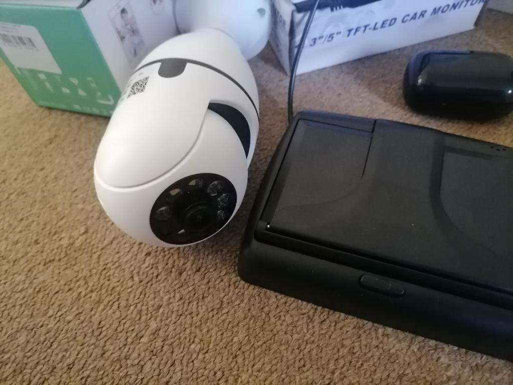 BULK LOT OF UNTESTED ITEMS,CAR LCD SCREE,PS4 HEADSET,AIR PODS,BT SPEAKER,SMART WATCH,CCTV CAMERA