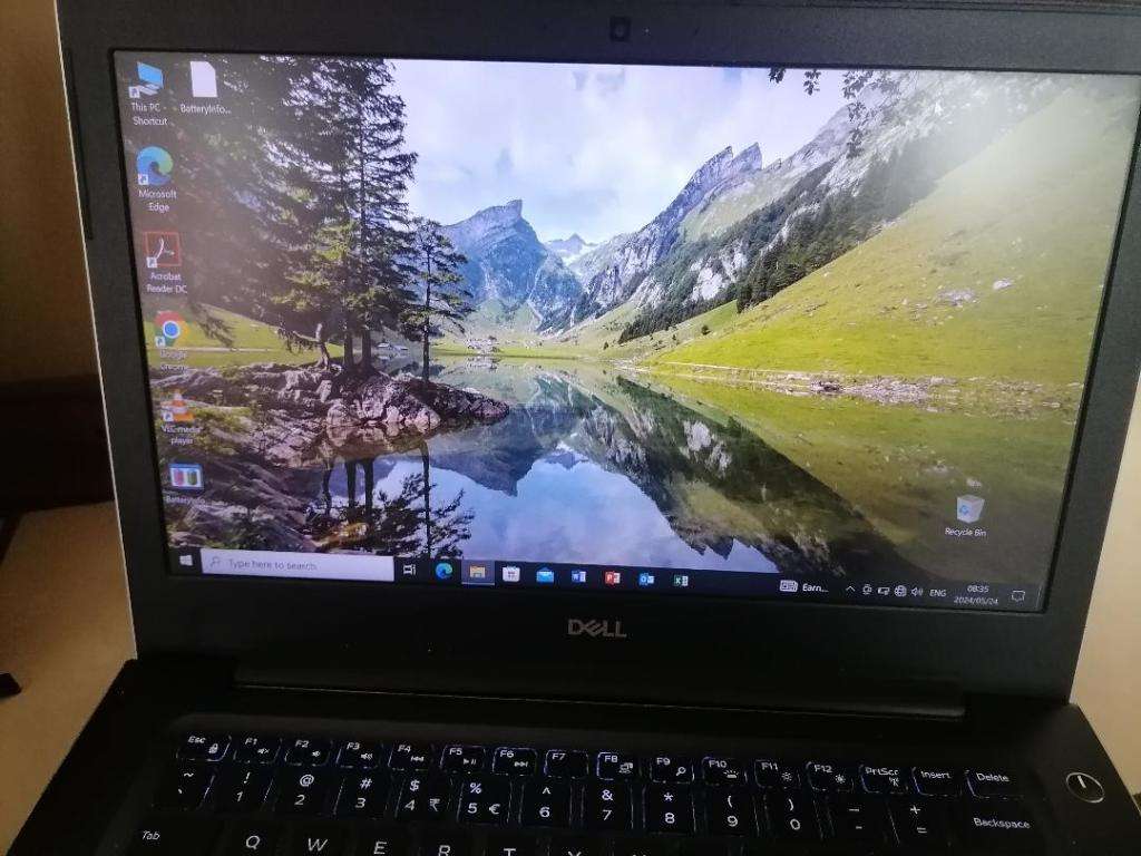 i5 DELL VOSTRO 8TH GEN, 8GB RAM, 256 NVME HDD,W10/OFFICE, LAPTOP BAG,CHARGER,BACK LIT KEYBOARD