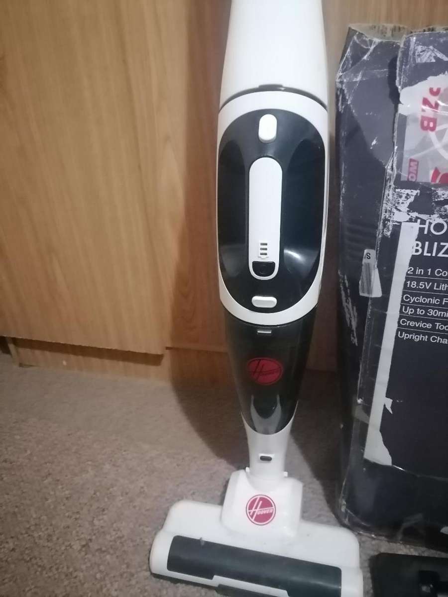 HOOVER BLIZZARD VACUUM, NO CHARGER, UNTESTED