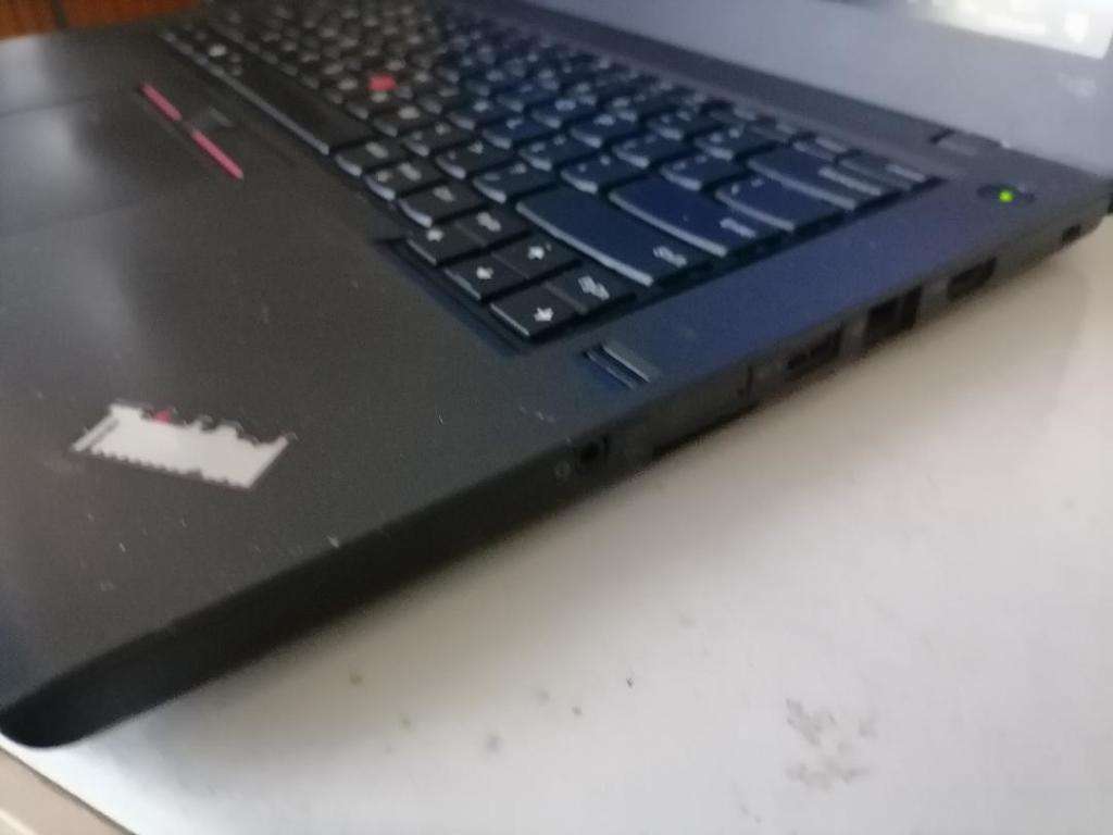 i5 TOUCH SCREEN LENOVO T460 6TH GEN, 8GB RAM, 1TB HDD, BATTERY 100%,ORIGINAL CHARGER