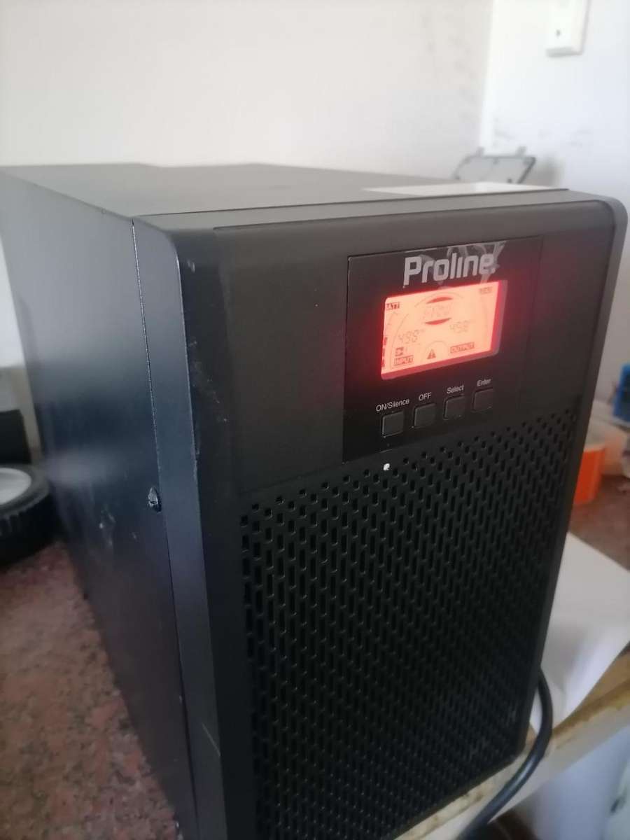 PROLINE I3000 G2 3KVA UPS WITH BUILT IN BATTERIES, WORKING, POWER CORD INCL
