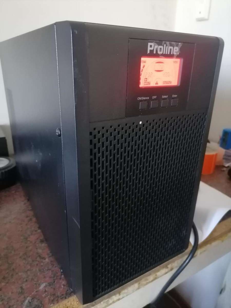 PROLINE I3000 G2 3KVA UPS WITH BUILT IN BATTERIES, WORKING, POWER CORD INCL