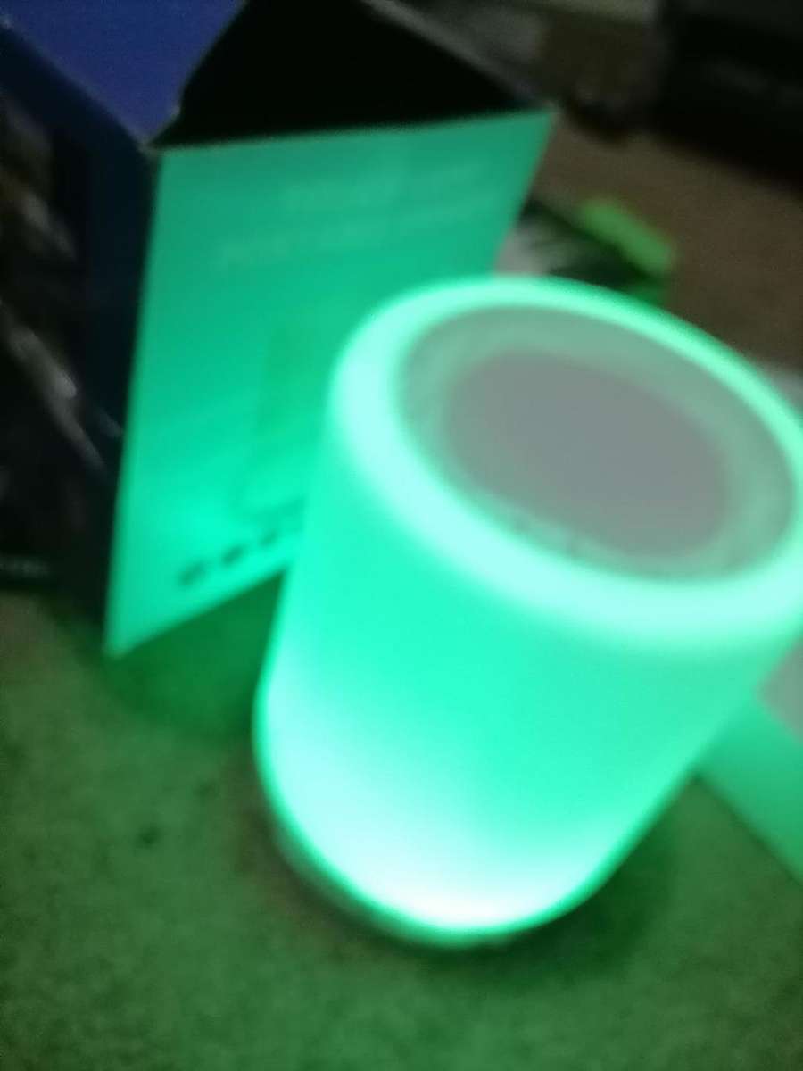 BULK LOT OF ELECTRONNICS*LED SPEAKER LIGHT,SMART WATCH,AIRPODS,SERFIE STICK ECT*ONE BID FOR LOT*