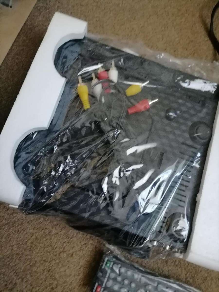 LIQUIDATION ITEMS, LOT INCL: DSTV EXPLORER WITH 2TB HDD, LOT OF UNTESTED DVD PLAYERS