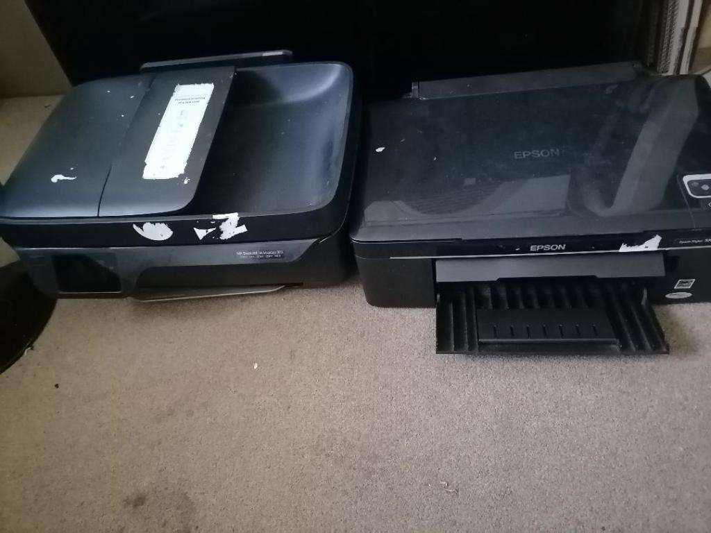 LIQUIDATION ITEM:LOT OF 2 X PRINTERS, HP3835 +EPSON STYLUS SX130*ONE BID FOR BOTH*UNTESTED*