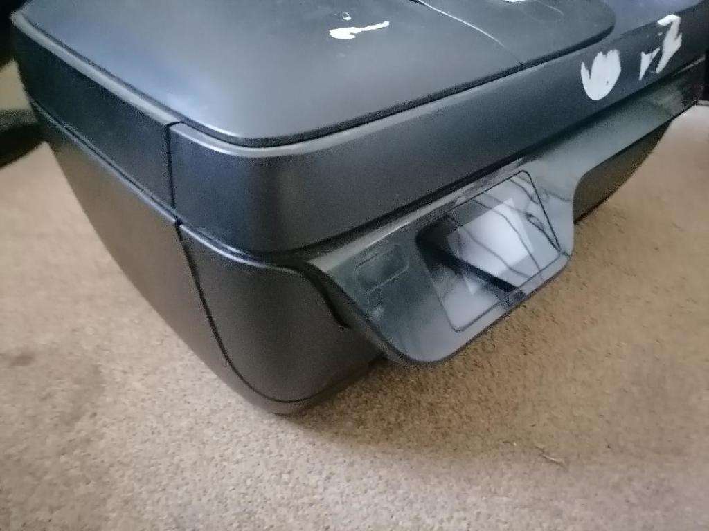 LIQUIDATION ITEM:LOT OF 2 X PRINTERS, HP3835 +EPSON STYLUS SX130*ONE BID FOR BOTH*UNTESTED*