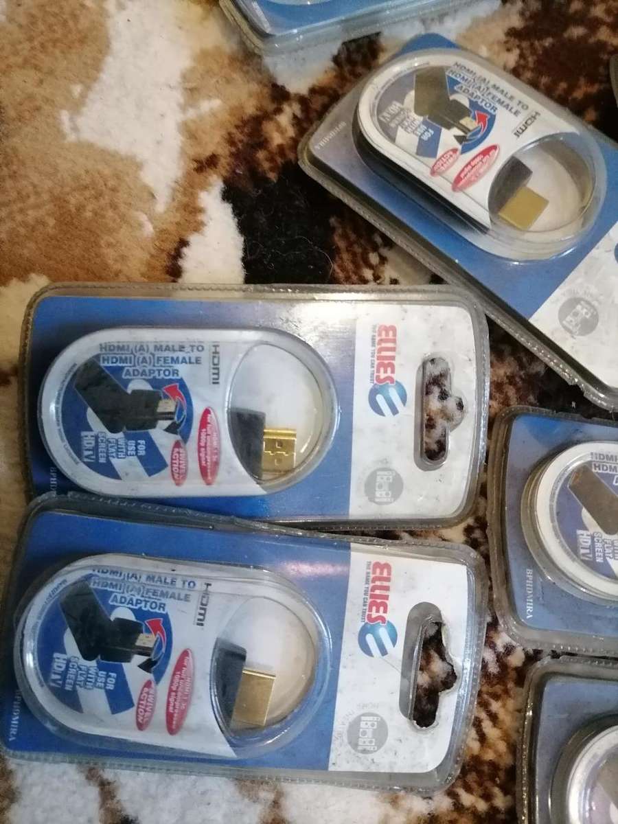 LOT OF NEW ELLIES ELECTRONICS*ONE BID FOR THE LOT AS PER PICS*