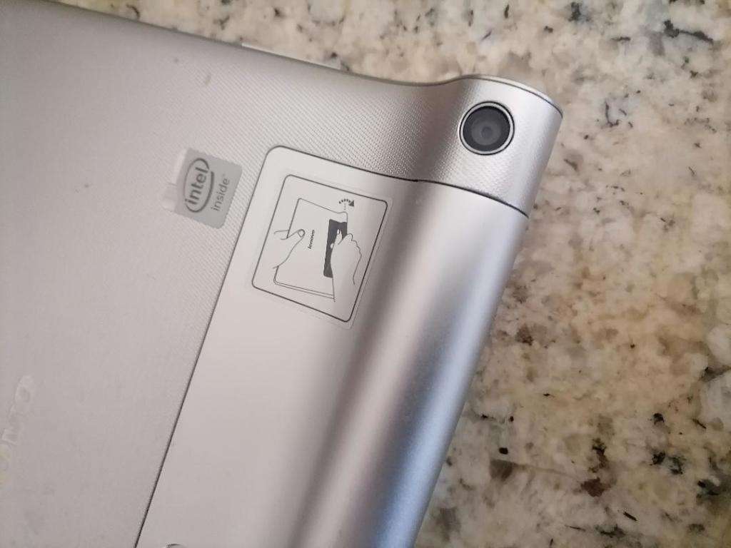 LENOVO YOGA 2, 830L, 8INCH SIM/WIFI TABLET, LIKE NEW. TOP QUALITY