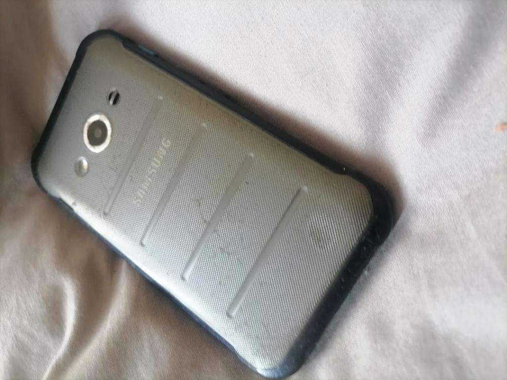 SAMSUNG XCOVER 3