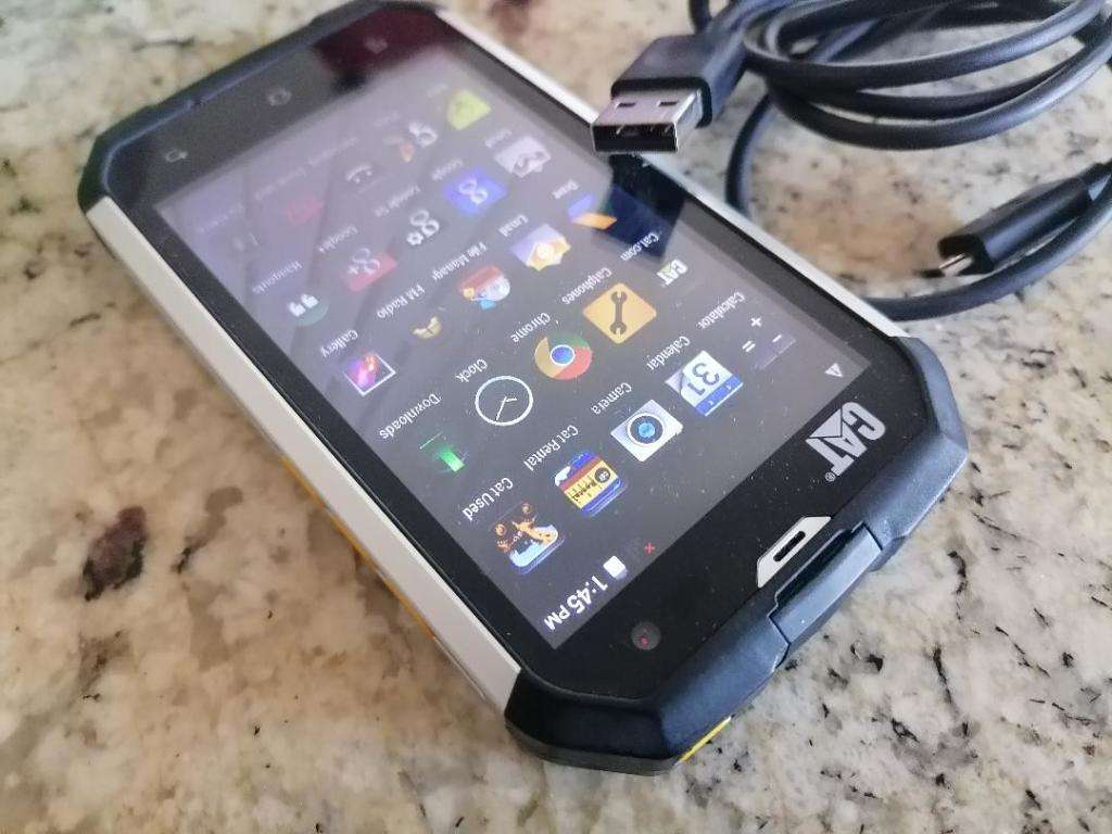 CAT B15Q RUGGED WATER/DUST/SHOCK PROOF CELL PHONE