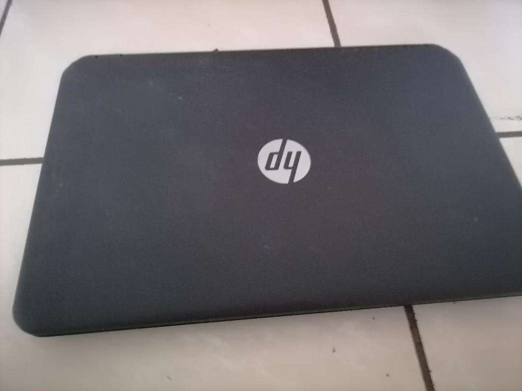 *HP 250  I3 LAPTOP,NO POWER CORD, UNTESTED, SOLD AS IS**