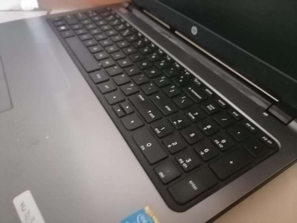 *HP 250  I3 LAPTOP,NO POWER CORD, UNTESTED, SOLD AS IS**