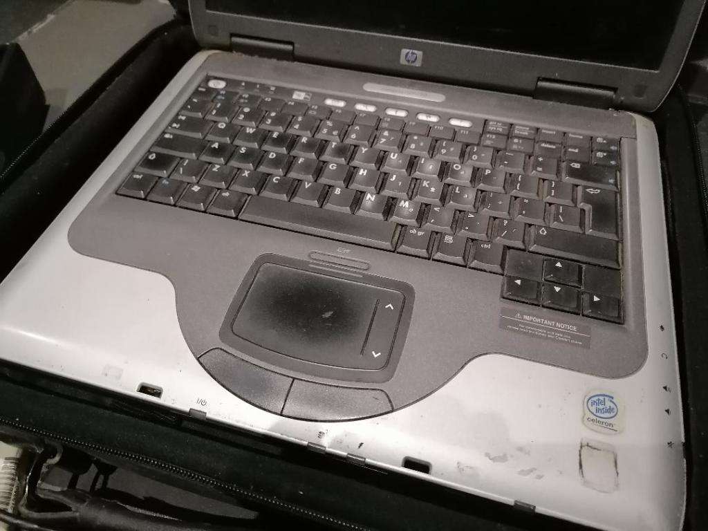 **BULK LOT OF ELECTRONICS*LAPTOP,CHARGER,BAG,SMART WATCH,KEYTRON KEYBOARD ETC