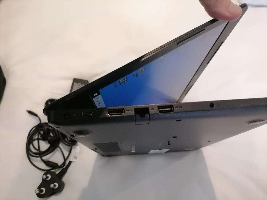 IMMACULATE I5 DELL 3490 8TH GEN, 8GB RAM, 256SSD M2,BATTERY PERFECT,BACKLIT KEYBOARD