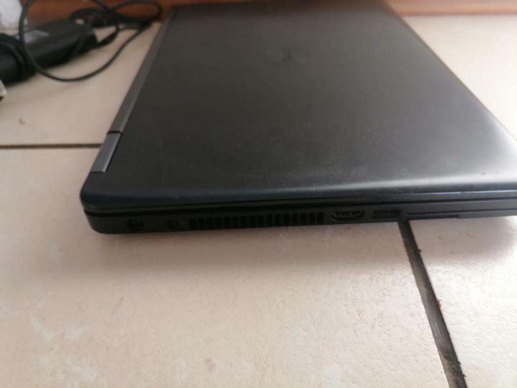 EXCELLENT i5 DELL LATITUDE E5440 4TH GEN ,4GB RAM,500GB HDD, SIM SLOT,BATTERY 100%,CHARGER INCL