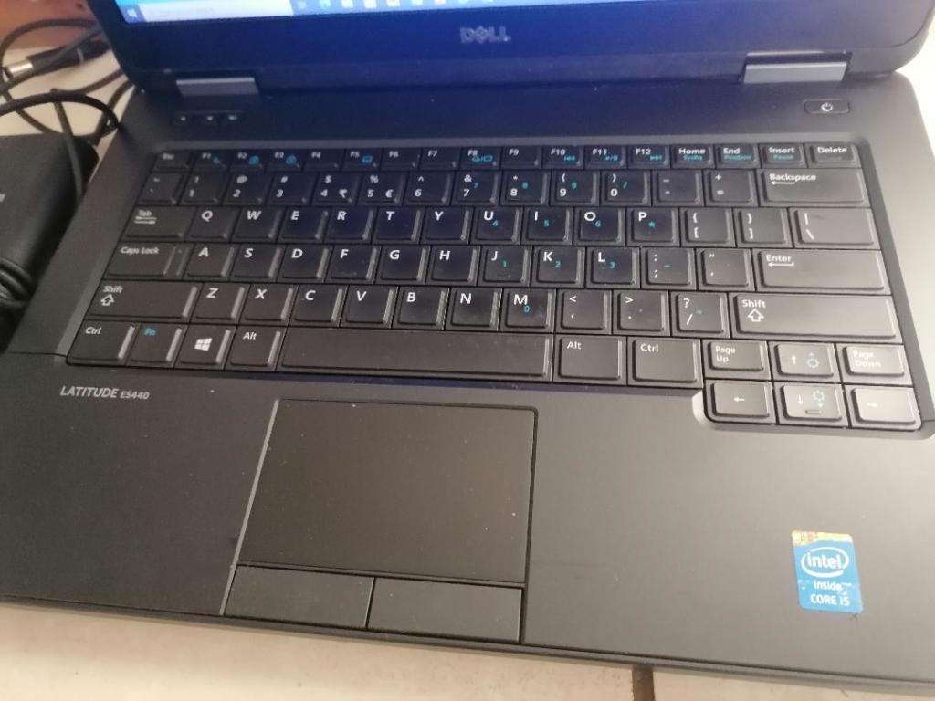 EXCELLENT i5 DELL LATITUDE E5440 4TH GEN ,4GB RAM,500GB HDD, SIM SLOT,BATTERY 100%,CHARGER INCL