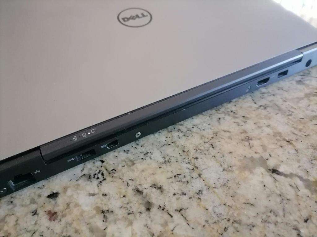 EXCELLENT i7 DELL LATITUDE E7440 4TH GEN ,8GB RAM,1TB HDD,SIM SLOT,BATTERY 100%,CHARGER INCL