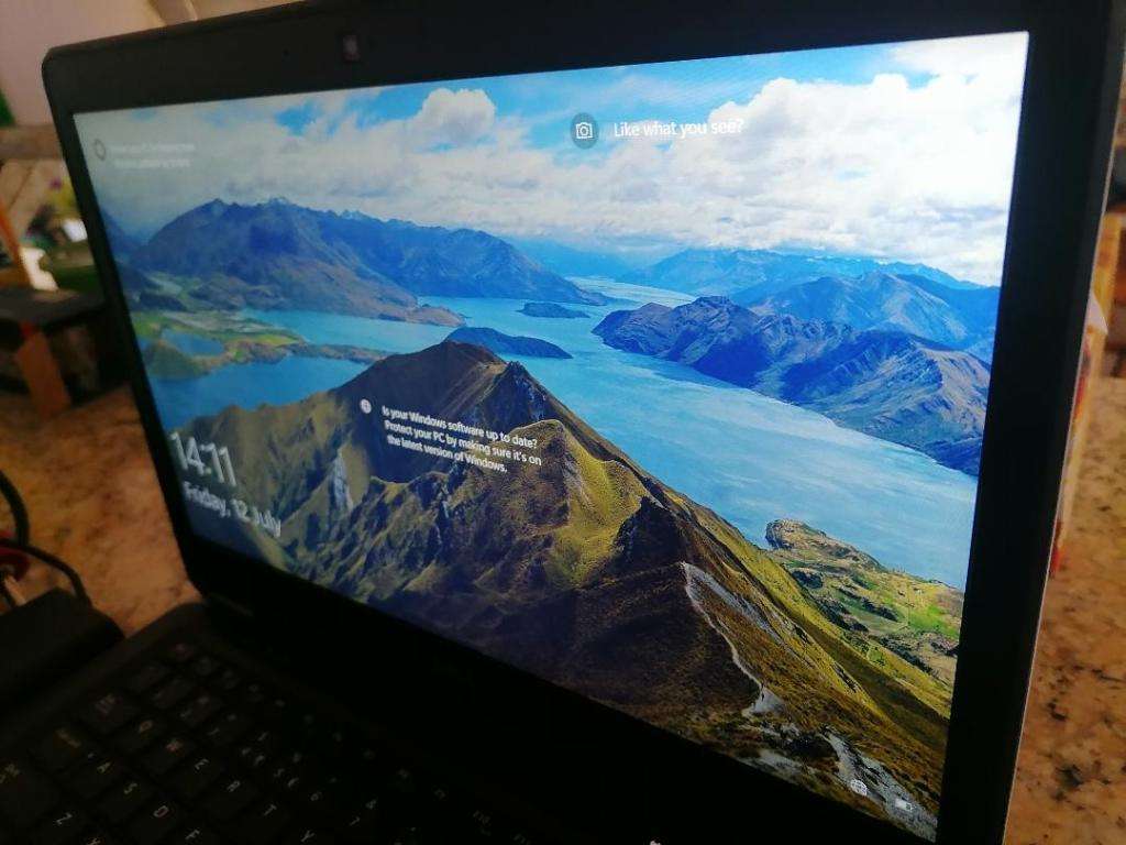 EXCELLENT i7 DELL LATITUDE E7440 4TH GEN ,8GB RAM,1TB HDD,SIM SLOT,BATTERY 100%,CHARGER INCL