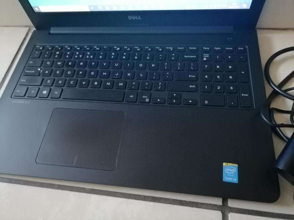 IMMACULATE I5 DELL LATITUDE 3550 5TH GEN, 8GB RAM, 500GB HDD. BATTERY 100%,ORIGINAL CHARGER*