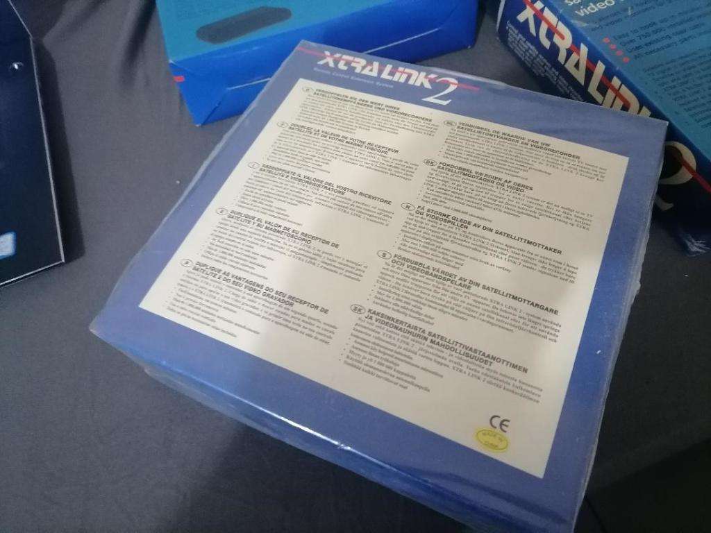 LIQUIDATION ITEMS* LOT OF 4 X NEW XTRALINK 2 REMOTE CONTROLL EXTENDERS*ONE BID FOR BOTH*