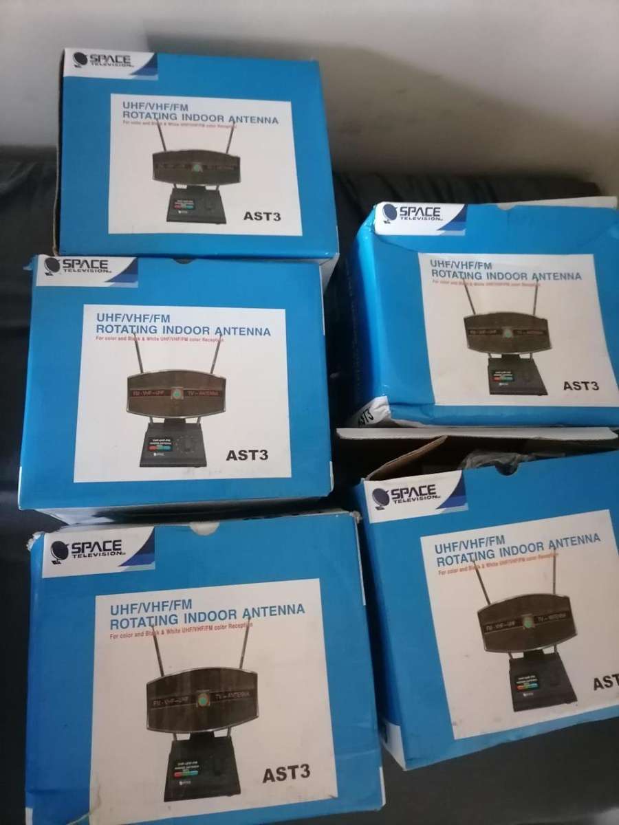 LIQUIDATION ITEMS* LOT OF 5 X NEW Space Dish Indoor Telescopic TV Antenna*ONE BID FOR THE LOT OF 5**