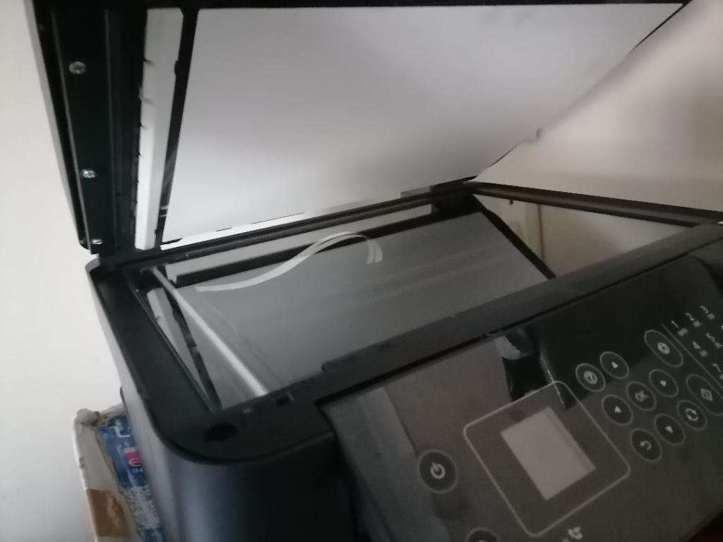 EPSON L5190 INKTANK PRINTER WITH CABLE IN BOX*NOT FEEDING PAPER*