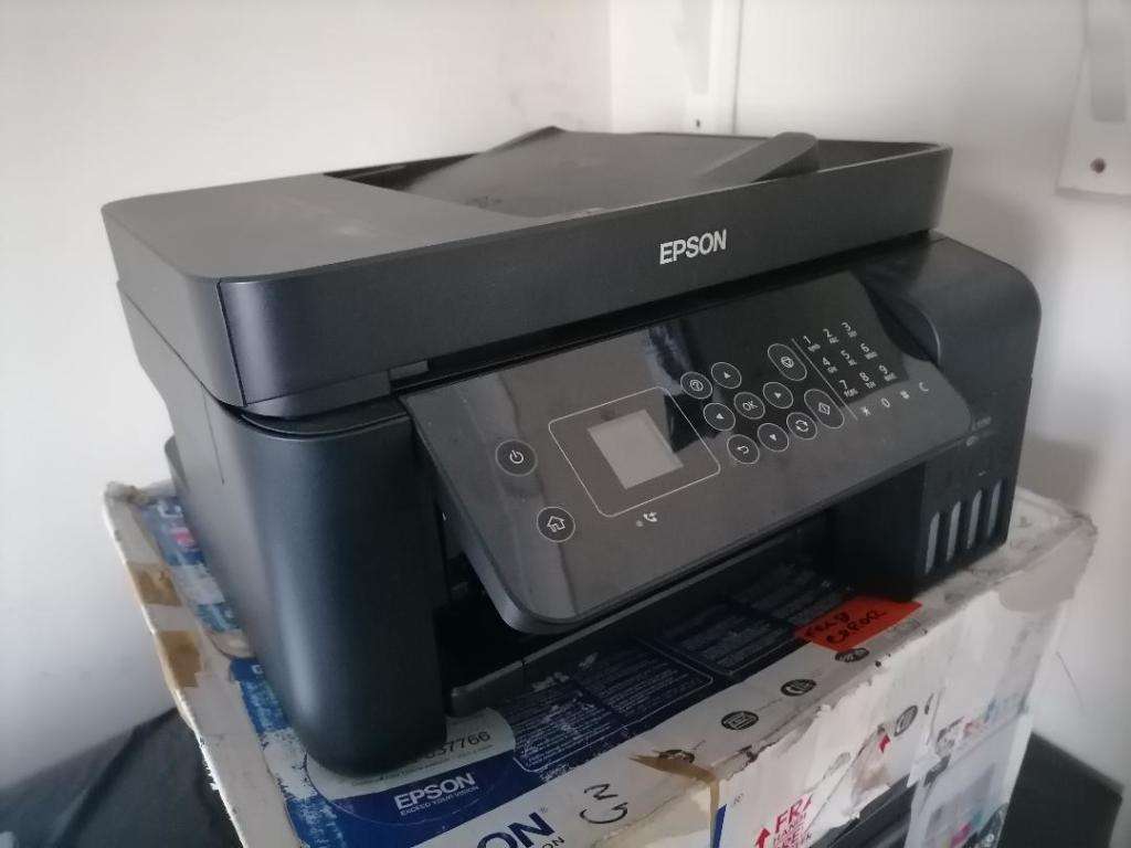 EPSON L5190 INKTANK PRINTER WITH CABLE IN BOX*NOT FEEDING PAPER*
