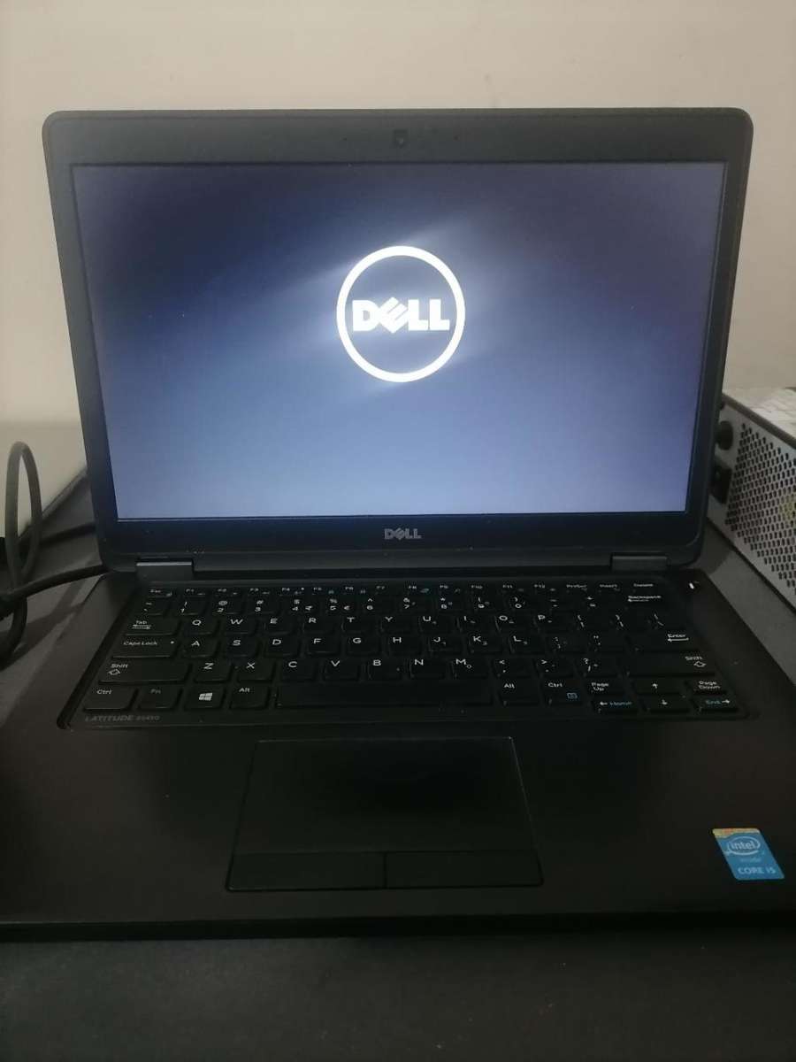 **i5 DELL LATITUDE E5450 5TH GEN,4GB RAM, 500GB HDD,BATTERY 100%,ORIGINAL CHARGER**