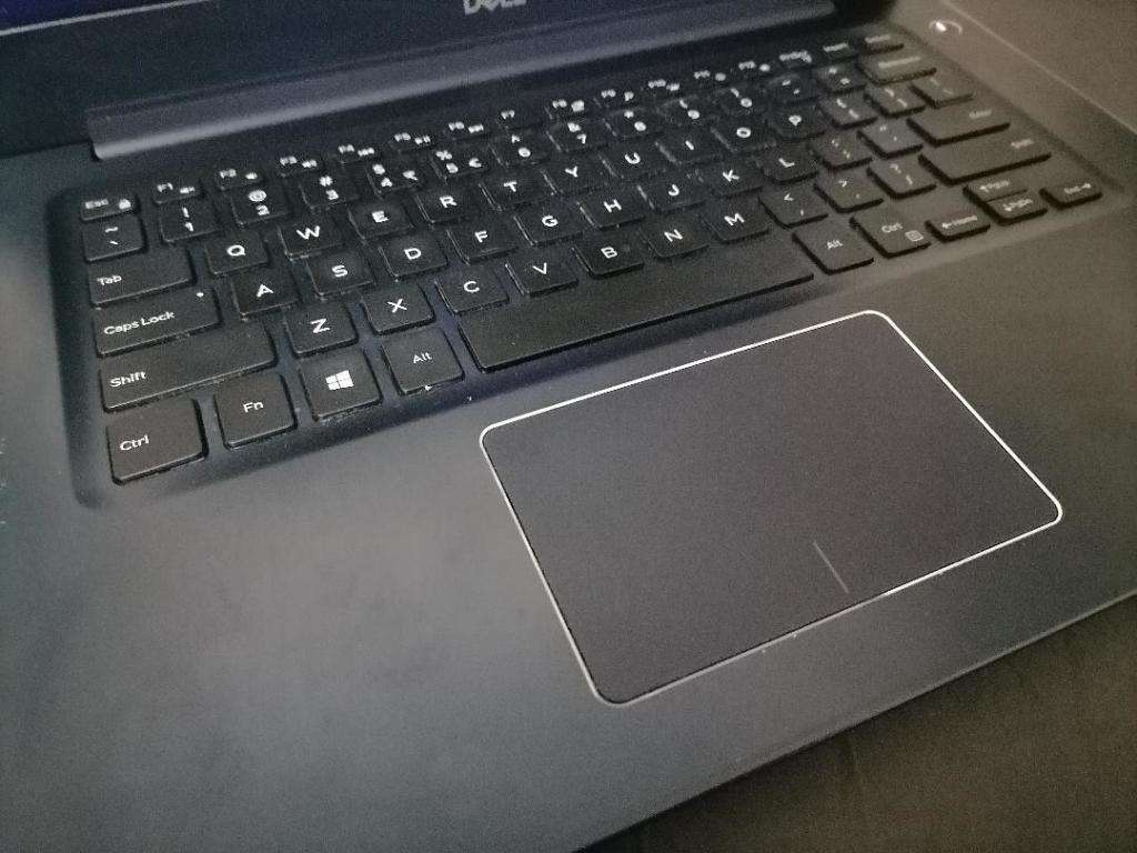 I5 DELL VOSTRO 5471 8TH GENM 8GB RAM , 256GB SSD* FAST MACHINE,ORIGINAL GHARGER