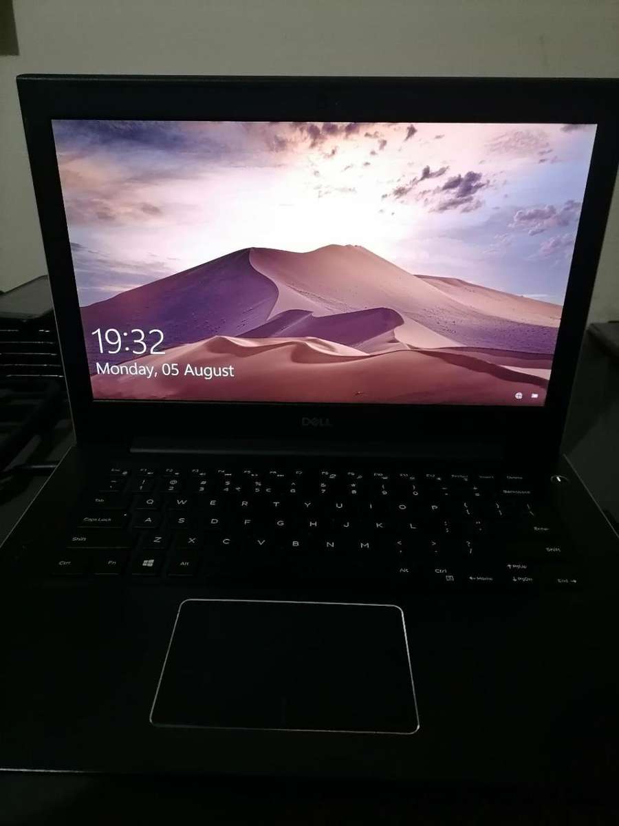 I5 DELL VOSTRO 5471 8TH GENM 8GB RAM , 256GB SSD* FAST MACHINE,ORIGINAL GHARGER