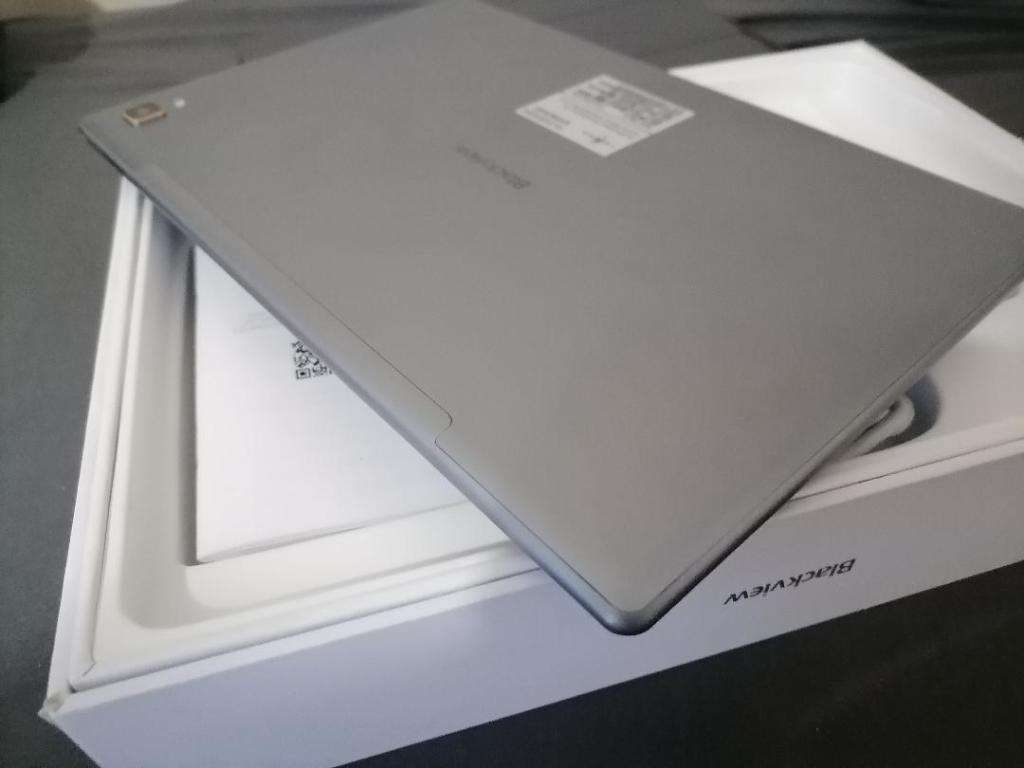 *LATE ENTRY*BLACKVIEW TAB 8, 10INCH DUAL SIM TABLET, ANDRIOD 11. 4GB RAM, 64GB SSD, IN BOX*LIKE NEW*