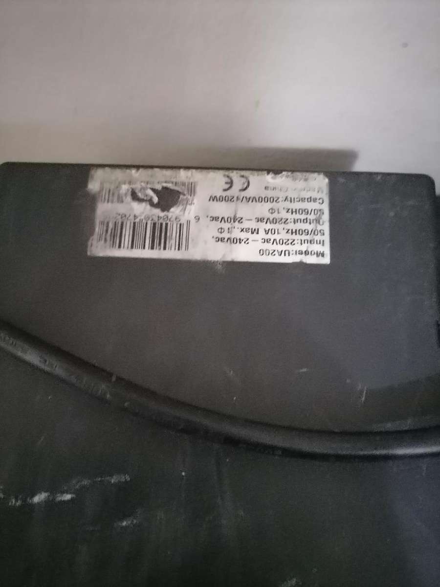 LOT OF 2 X UPS AND VOLTAGE CONVERTER*ONE BID FOR THE LOT*SOLD AS IS**