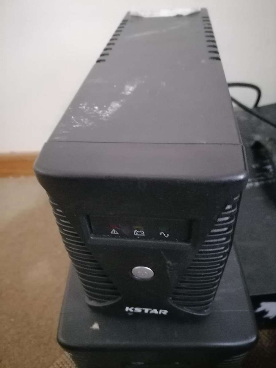 LOT OF 2 X UPS AND VOLTAGE CONVERTER*ONE BID FOR THE LOT*SOLD AS IS**